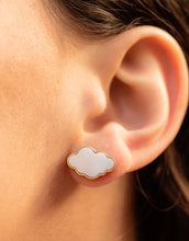 Load image into Gallery viewer, Cloud Earring
